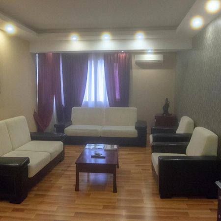 Life Hotel Кирения Экстерьер фото