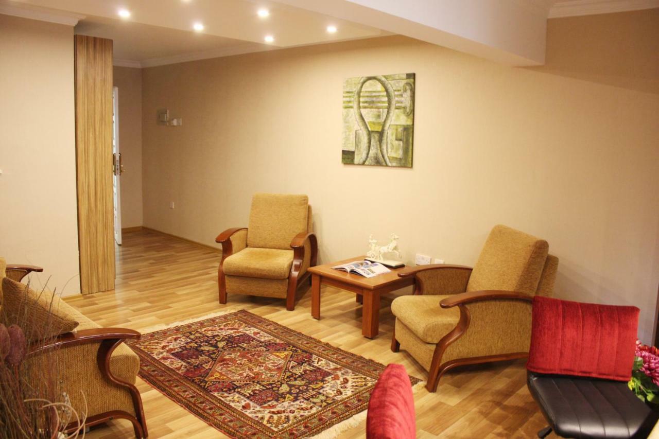 Life Hotel Кирения Экстерьер фото