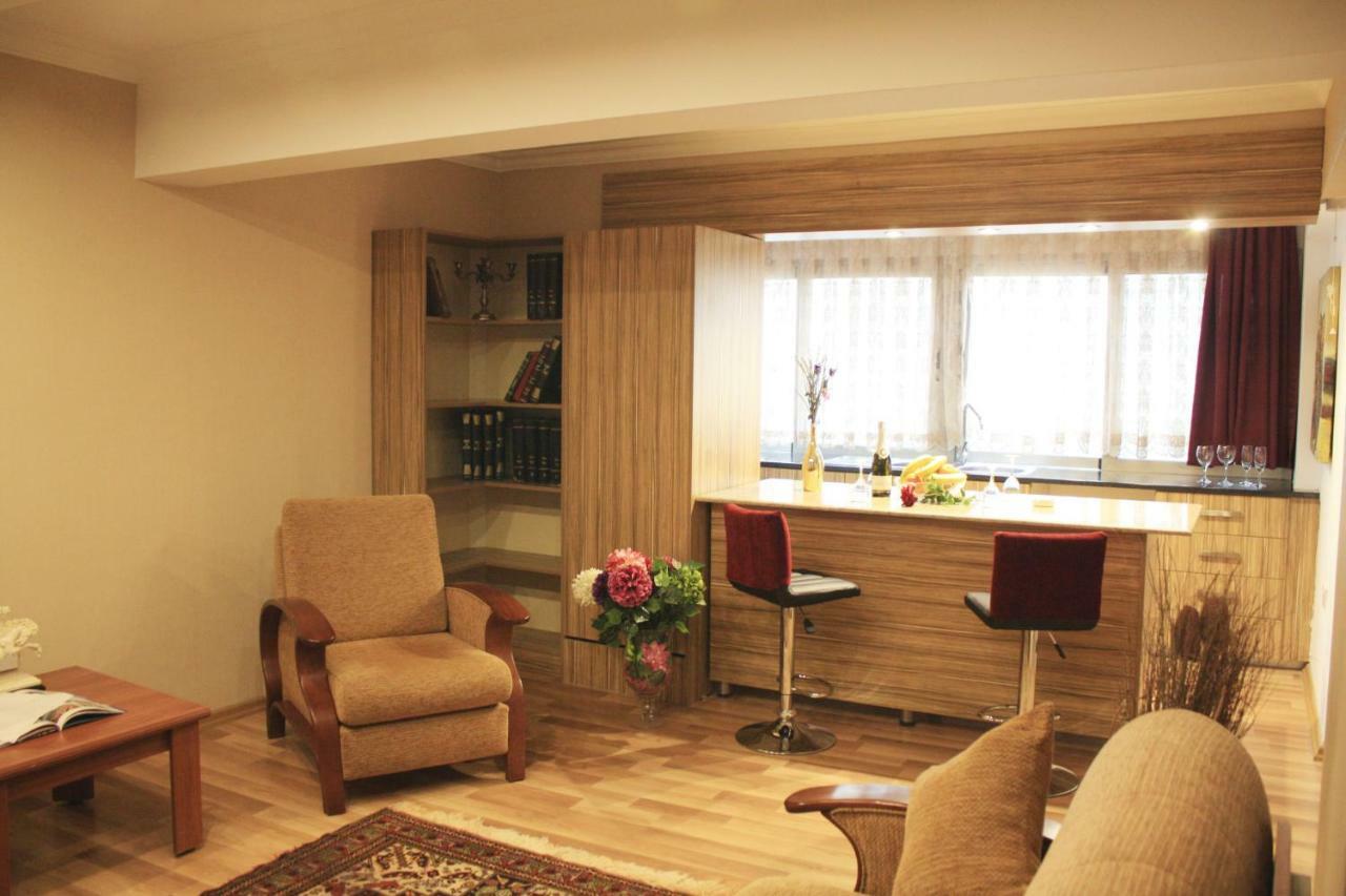 Life Hotel Кирения Экстерьер фото