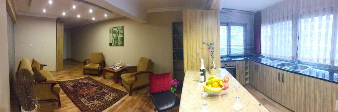 Life Hotel Кирения Экстерьер фото