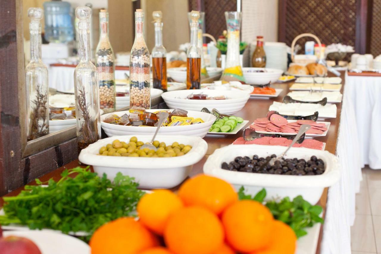 Life Hotel Кирения Экстерьер фото