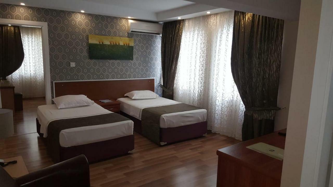 Life Hotel Кирения Экстерьер фото