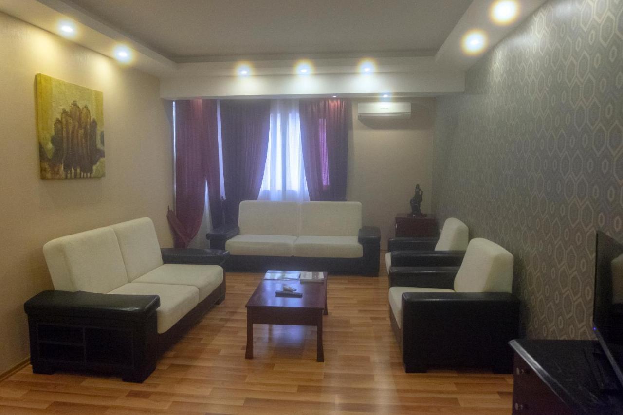 Life Hotel Кирения Экстерьер фото